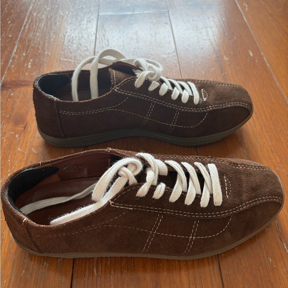 Women’s Brown Suede Lace-Up Sneakers - Picture 3 of 6